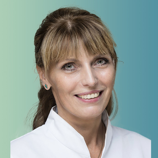 Michaela Pfarrwaller, Team Dr. Jiru